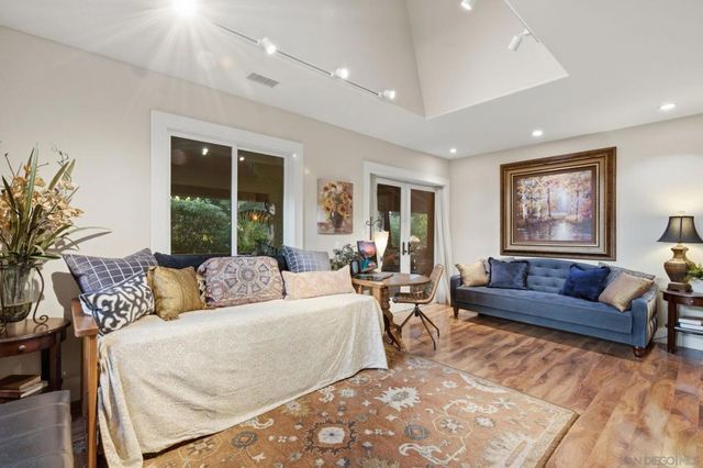 13327 Calle Colina, Poway, CA 92064