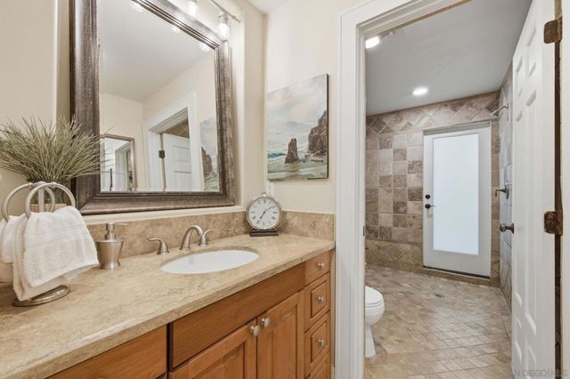13327 Calle Colina, Poway, CA 92064