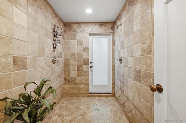 13327 Calle Colina, Poway, CA 92064