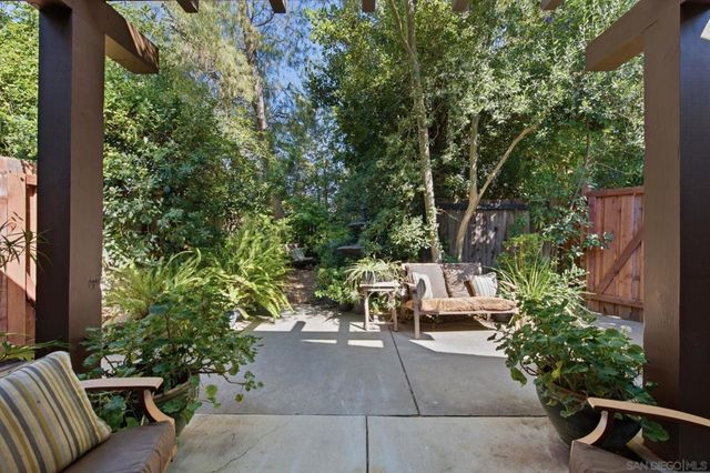 13327 Calle Colina, Poway, CA 92064