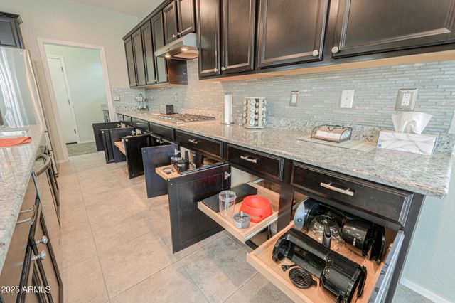 42057 W BACCARAT Drive, Maricopa, AZ 85138