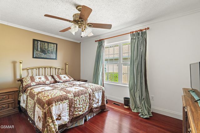 1339 Jim Fain Road, Sevierville, TN 37876