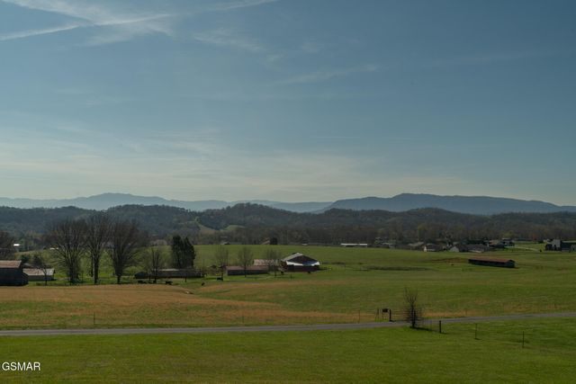 1339 Jim Fain Road, Sevierville, TN 37876