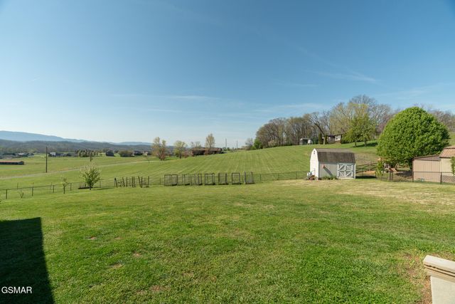 1339 Jim Fain Road, Sevierville, TN 37876