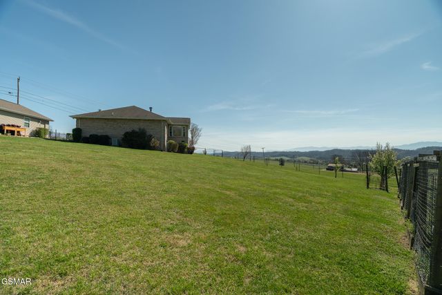 1339 Jim Fain Road, Sevierville, TN 37876