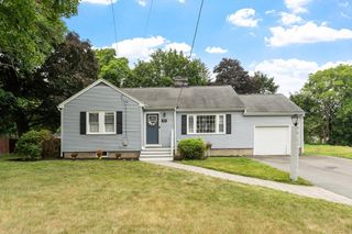61 Goldsmith St, Littleton, MA 01460