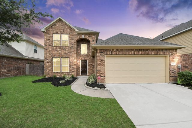 6527 Hunters Trace Lane, Baytown, TX 77521