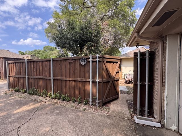 3505 Kingsbridge Drive, Plano, TX 75075