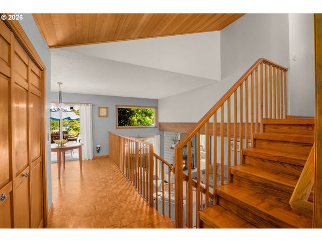 760 Nw 90TH Pl, Portland, OR 97229
