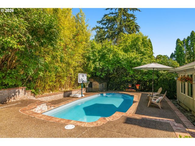 760 Nw 90TH Pl, Portland, OR 97229