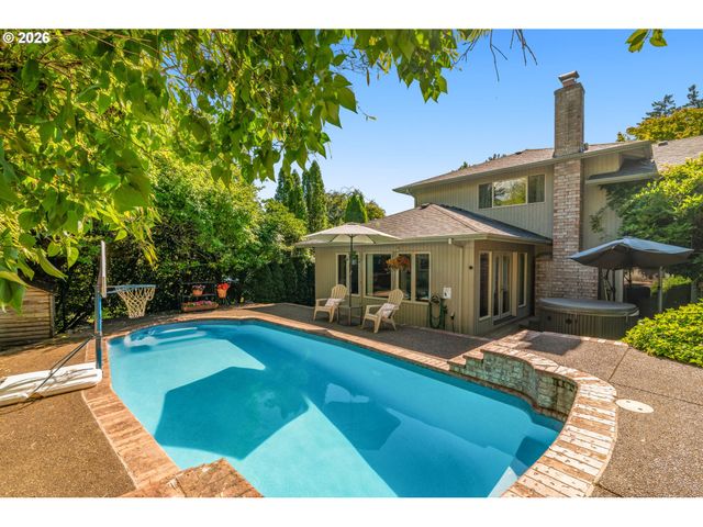 760 Nw 90TH Pl, Portland, OR 97229