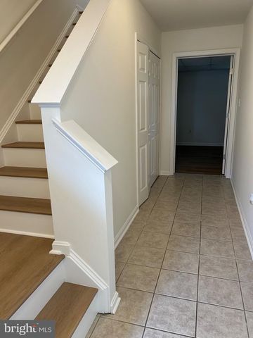65 HIGHLAND CIR, Newark, DE 19713