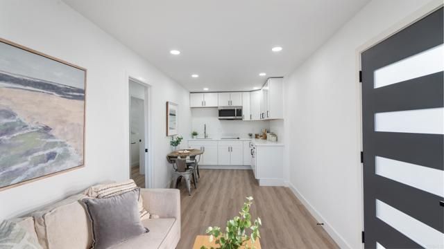 7085 Madrone Avenue, San Diego, CA 92114