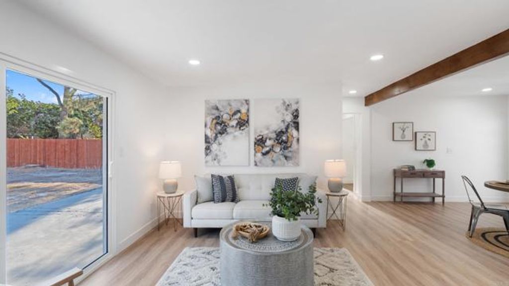 7085 Madrone Avenue, San Diego, CA 92114