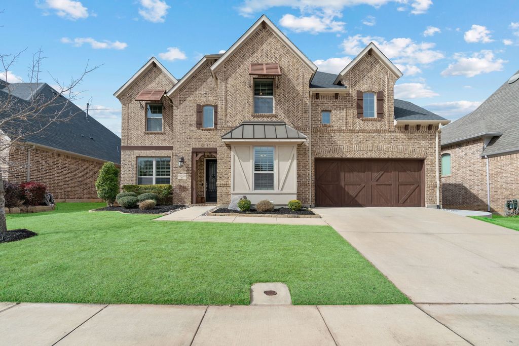 10920 Autumn Leaf Court, Flower Mound, TX 76226 — exterior