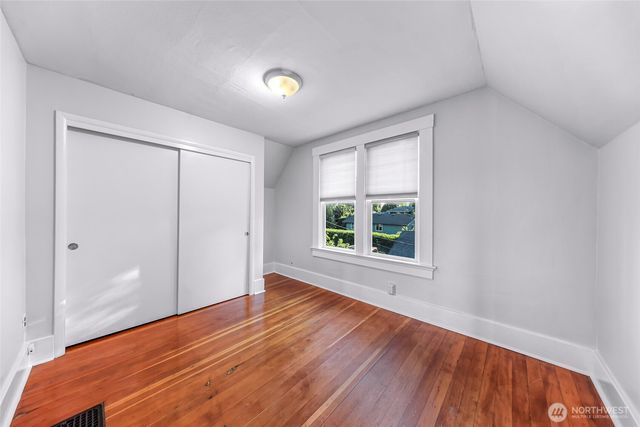 2429 Spruce St, Bellingham, WA 98225