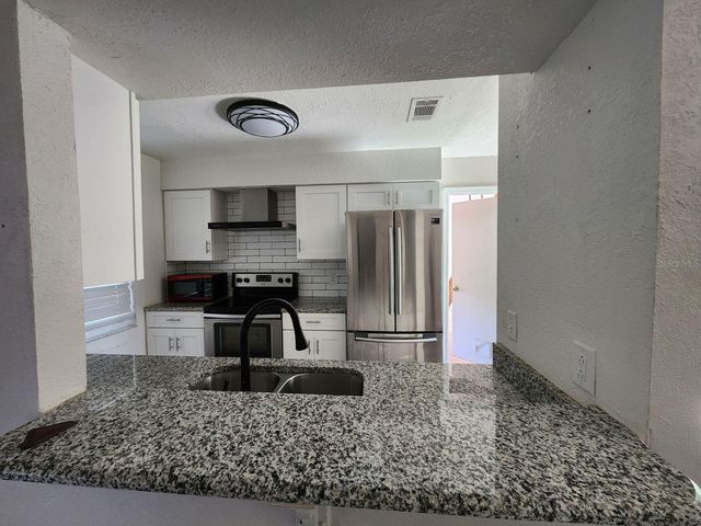 221 LOCH LOW DRIVE, Sanford, FL 32773