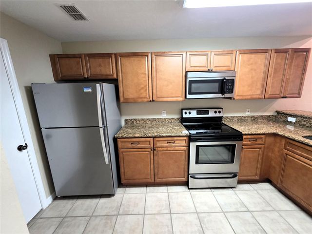 4700 SW ARCHER ROAD 131, Gainesville, FL 32608