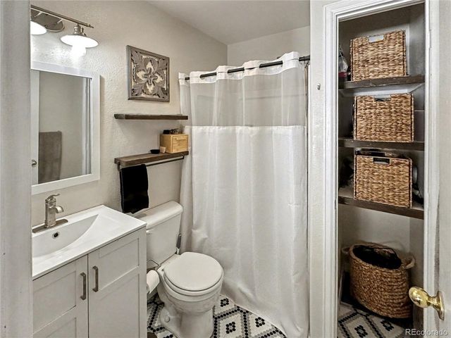 804 Nicole Rd, Sterling, CO 80751