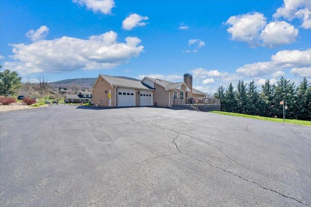 55 Murray CT, Roanoke, VA 24019