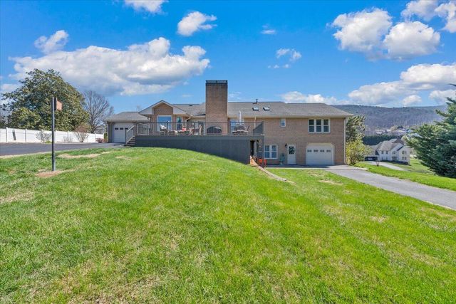 55 Murray CT, Roanoke, VA 24019