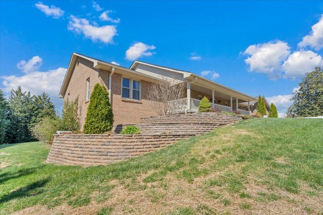 55 Murray CT, Roanoke, VA 24019