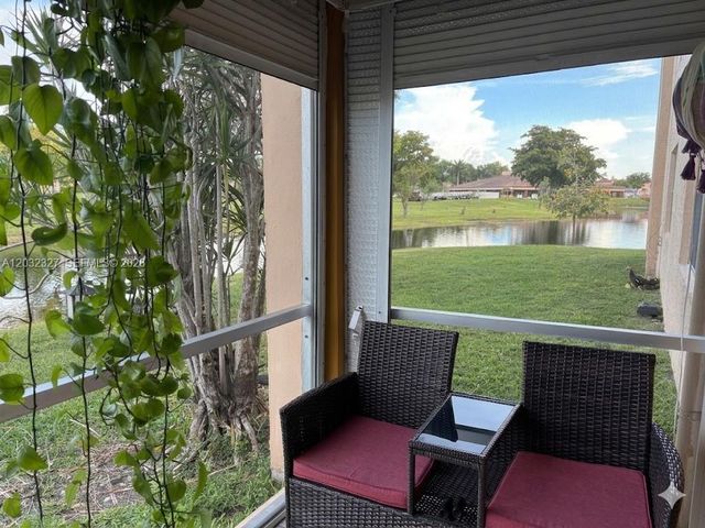 9241 Sunrise Lakes Boulevard 109, Sunrise, FL 33322