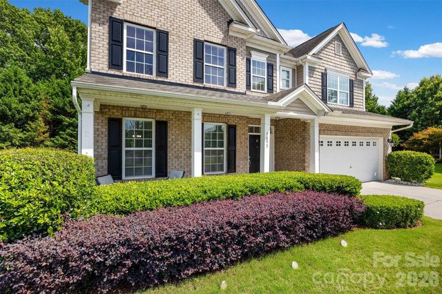 5093 Gladiola Way, Tega Cay, SC 29708