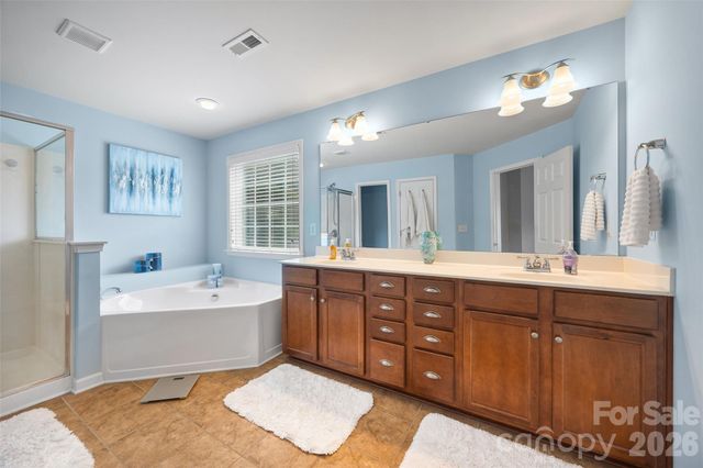 5093 Gladiola Way, Tega Cay, SC 29708