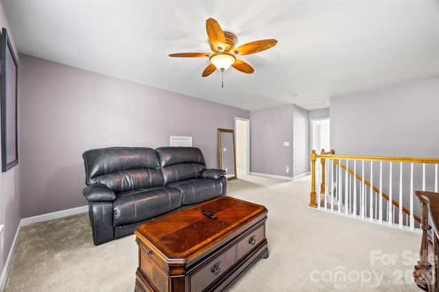 5093 Gladiola Way, Tega Cay, SC 29708
