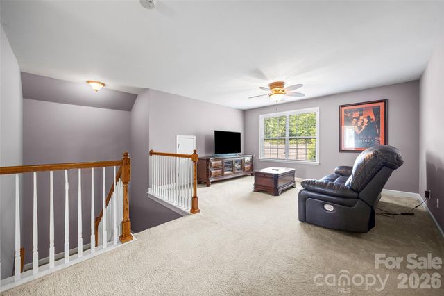 5093 Gladiola Way, Tega Cay, SC 29708