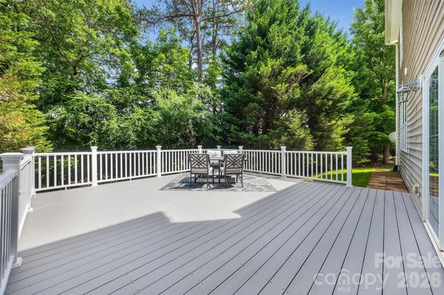 5093 Gladiola Way, Tega Cay, SC 29708