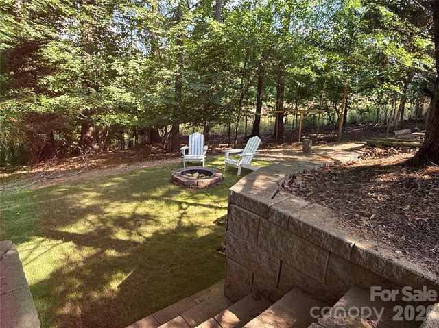 5093 Gladiola Way, Tega Cay, SC 29708