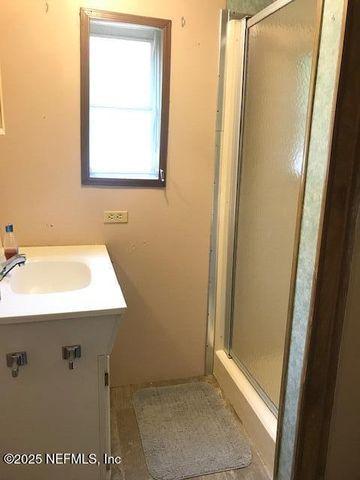 208 TARPON Boulevard, Palatka, FL 32177