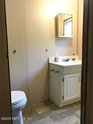 208 TARPON Boulevard, Palatka, FL 32177