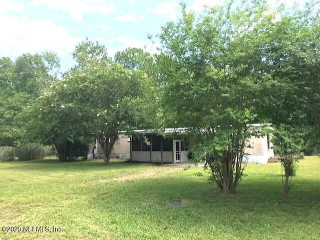 208 TARPON Boulevard, Palatka, FL 32177