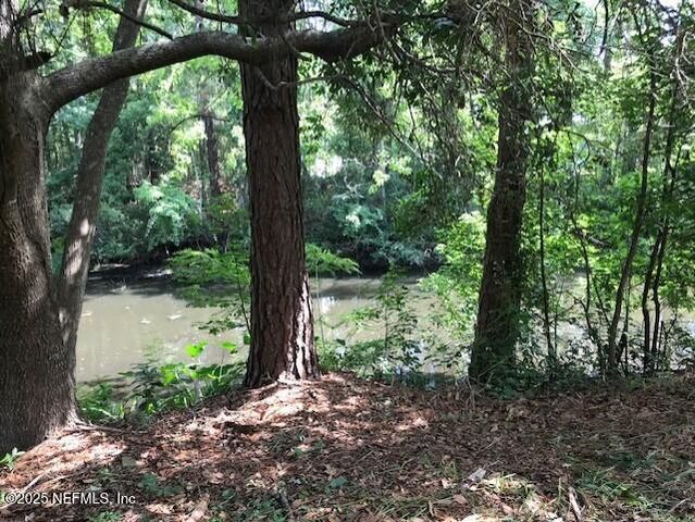 208 TARPON Boulevard, Palatka, FL 32177