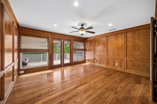 9517 Bayou Brook Street, Houston, TX 77063