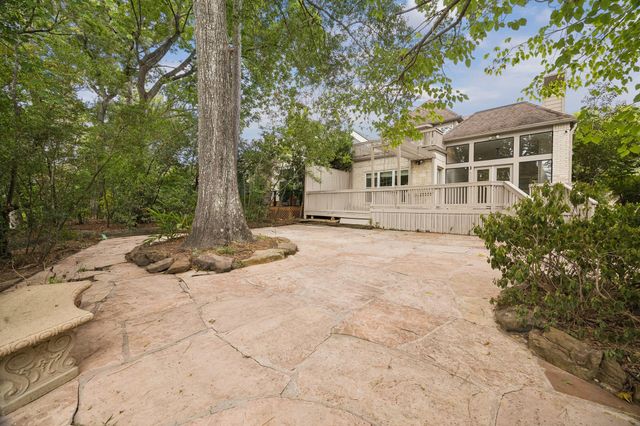 9517 Bayou Brook Street, Houston, TX 77063