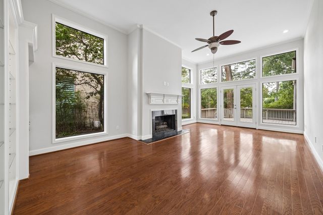 9517 Bayou Brook Street, Houston, TX 77063