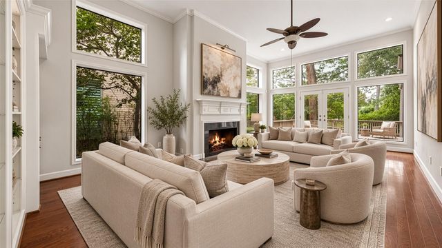 9517 Bayou Brook Street, Houston, TX 77063