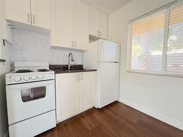 2809 Middle River Dr 5, Fort Lauderdale, FL 33306