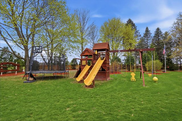 890 County Highway H, Kewaskum, WI 53040