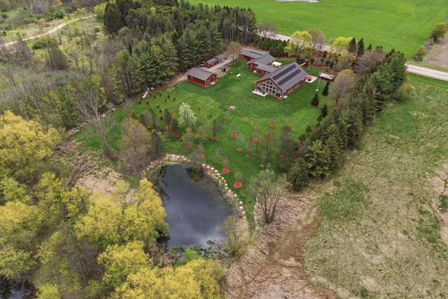 890 County Highway H, Kewaskum, WI 53040