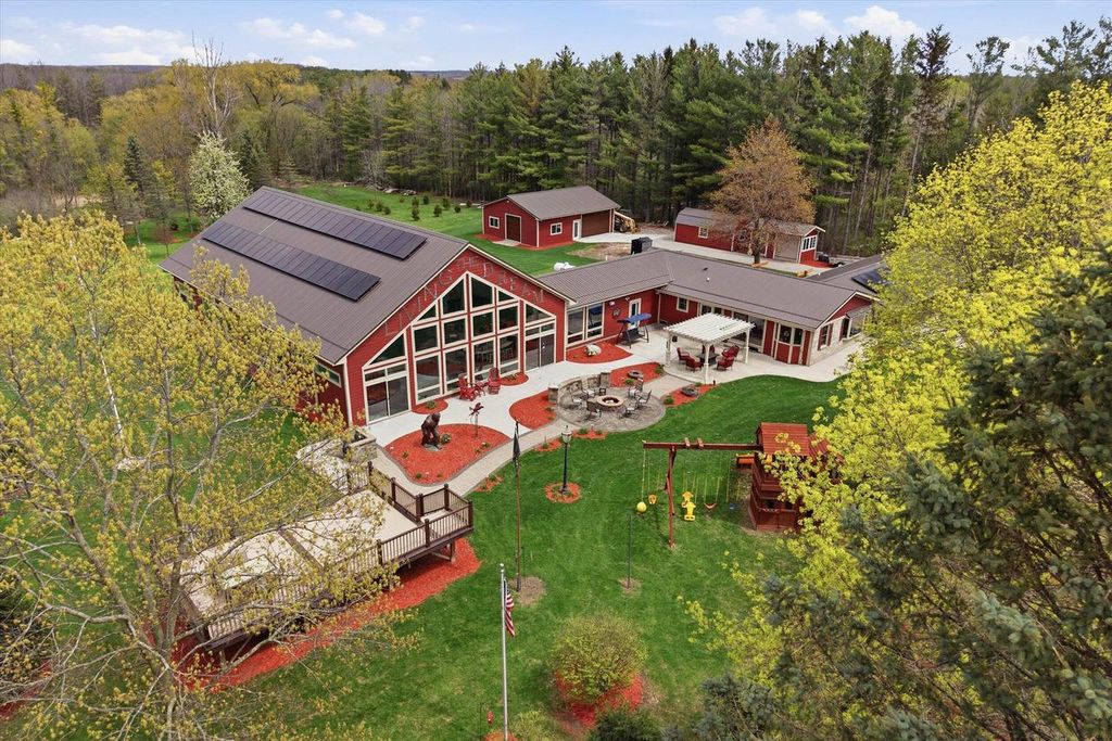 890 County Highway H, Kewaskum, WI 53040