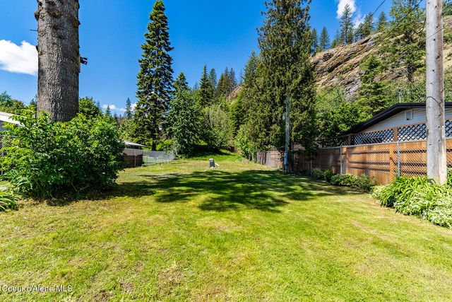 20653 N Altamont RD, Rathdrum, ID 83858