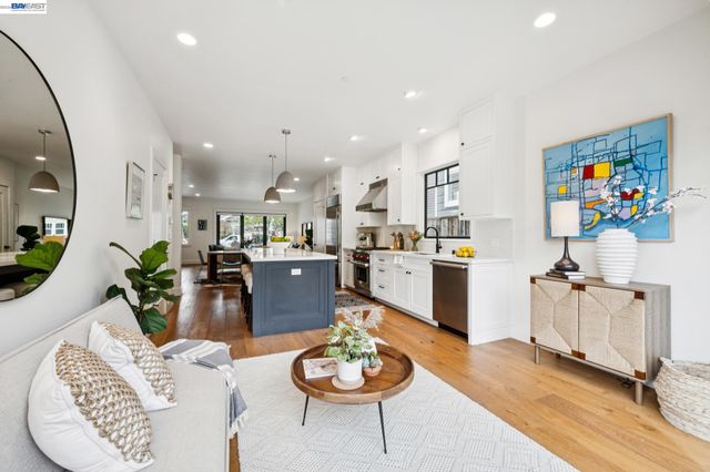82 MONTELL STREET, Oakland, CA 94611