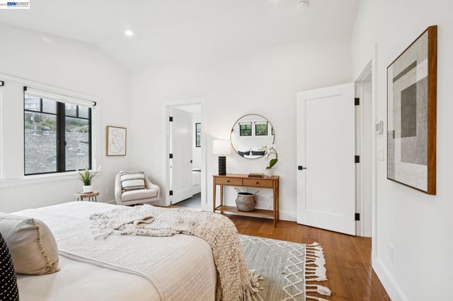 82 MONTELL STREET, Oakland, CA 94611
