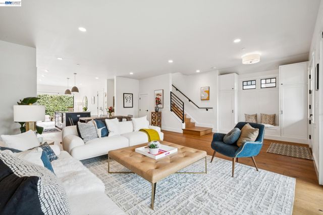 82 MONTELL STREET, Oakland, CA 94611