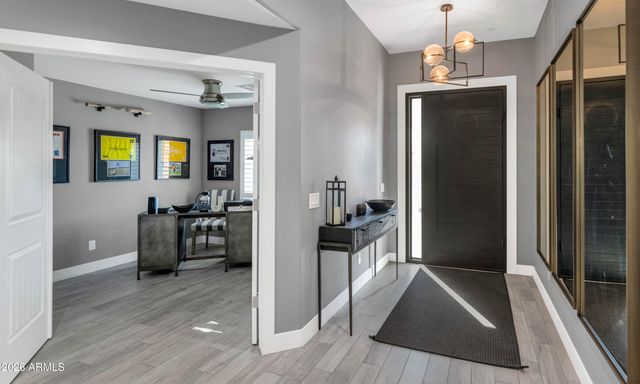 6720 E 3rd Street, Scottsdale, AZ 85251